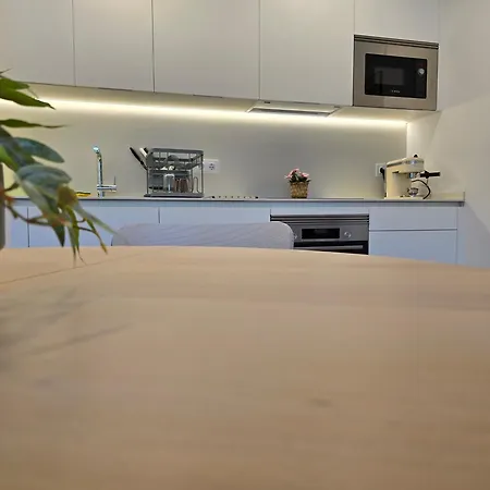 Piso De Lujo Con Gran Terraza *